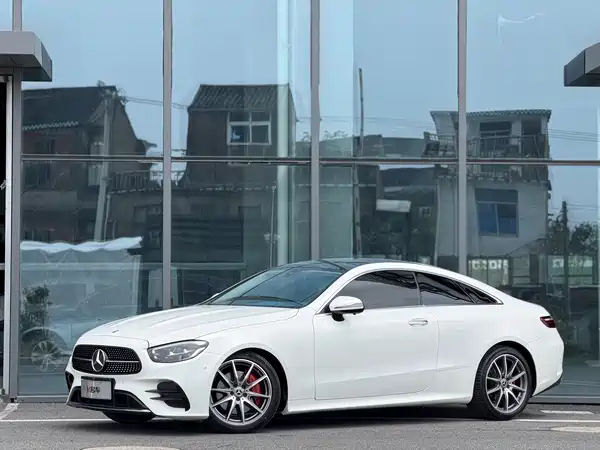Mercedes-Benz E-Class 2024