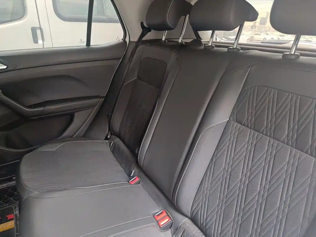 Volkswagen T-Cross 2019 — фото 15