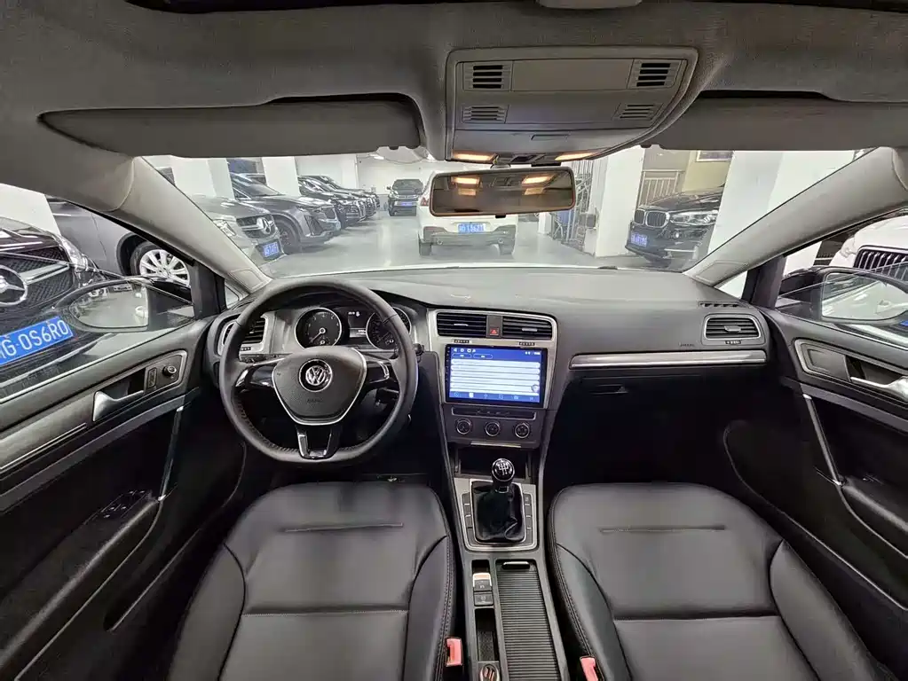 Volkswagen Golf 2014