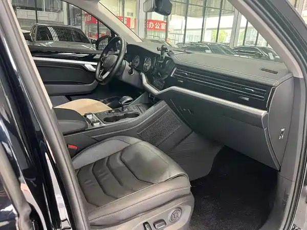 Volkswagen Touareg 2021
