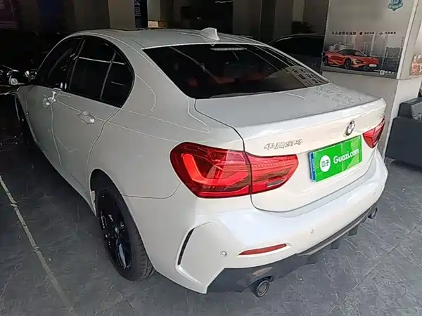 BMW 1 Series 2022