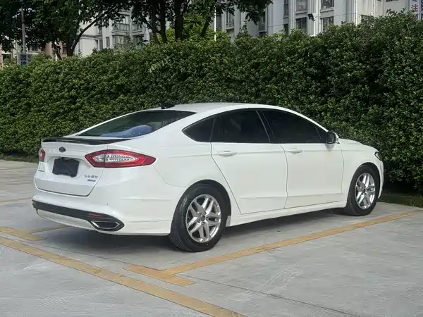 Ford Mondeo 2016