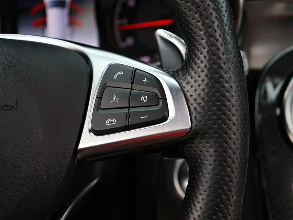 Mercedes-Benz GLC AMG 2021 — фото 16