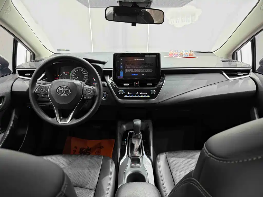 Toyota Corolla 2022 — фото 13