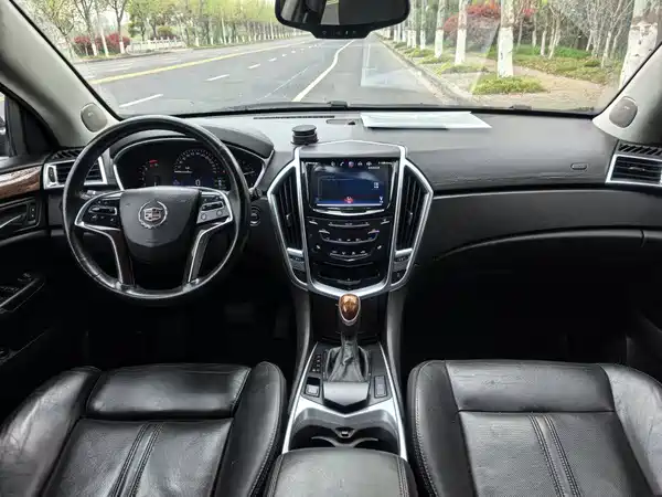 Cadillac SRX 2015