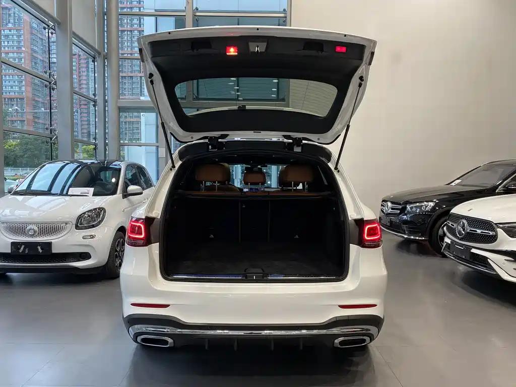 Mercedes-Benz GLC 2020 — фото 16