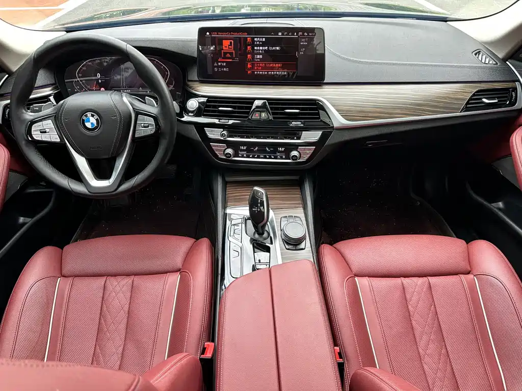 BMW 5 Series 2023 — фото 5