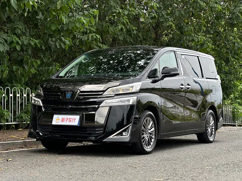 Toyota Vellfire 2023 — фото 2