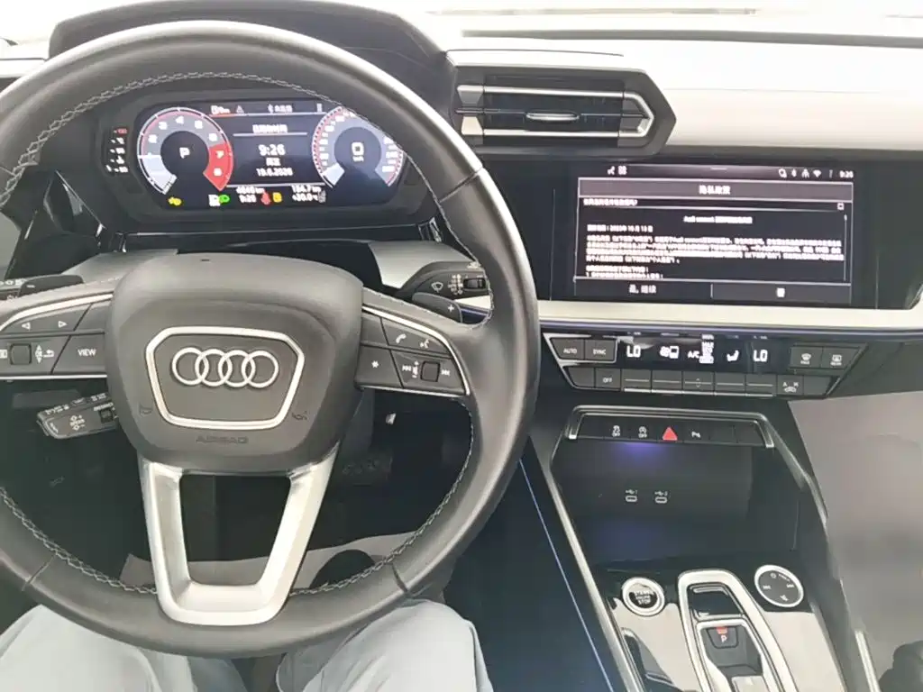 Audi A3 2024 — фото 10