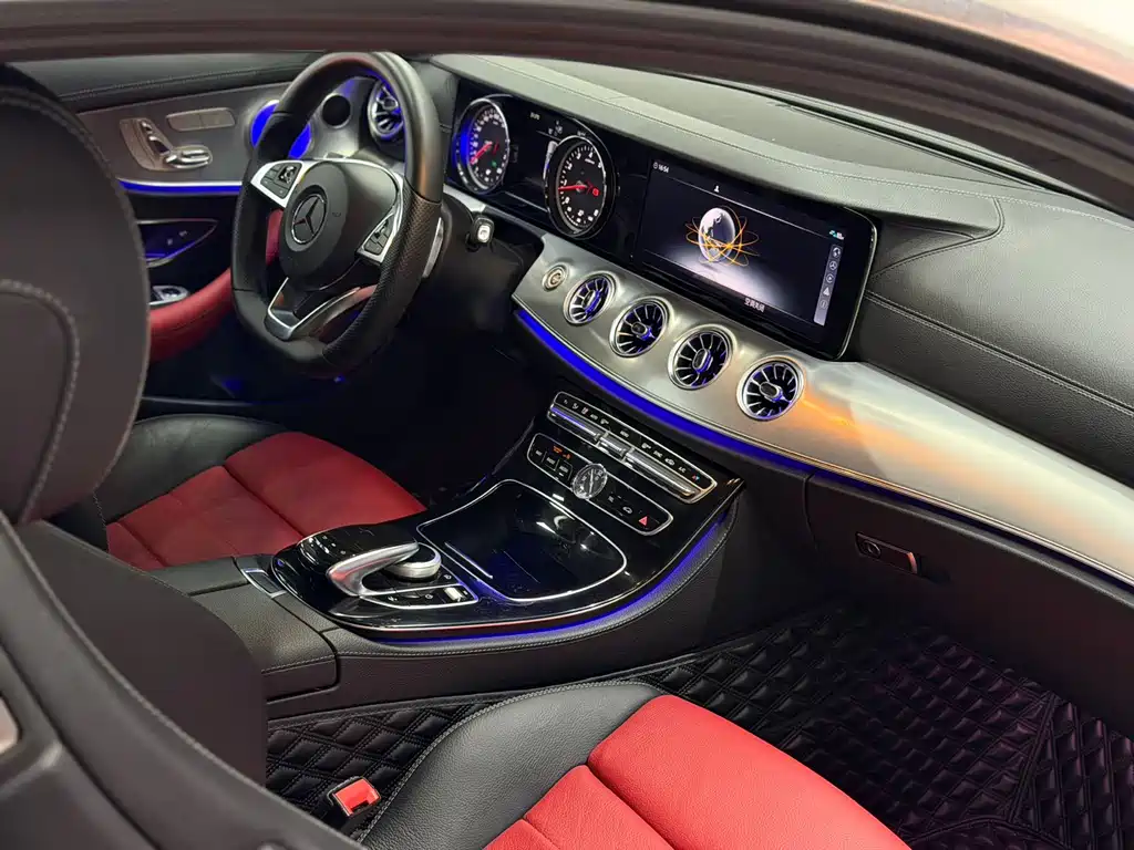 Mercedes-Benz E-Class 2018 — фото 13