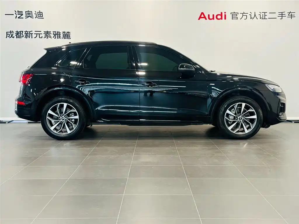Audi Q5L 2023 — фото 3