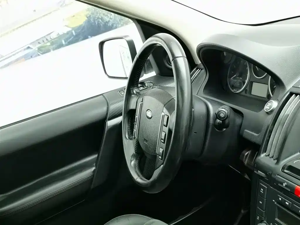 Land Rover Freelander 2 2012 — фото 23