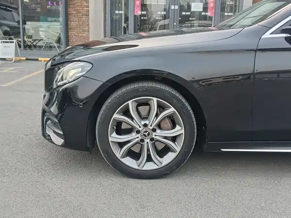 Mercedes-Benz E-Class 2020