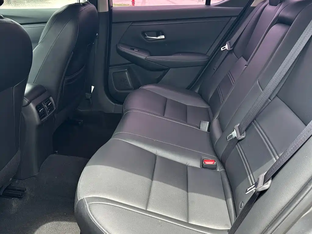 Nissan Sylphy 2020 — фото 10