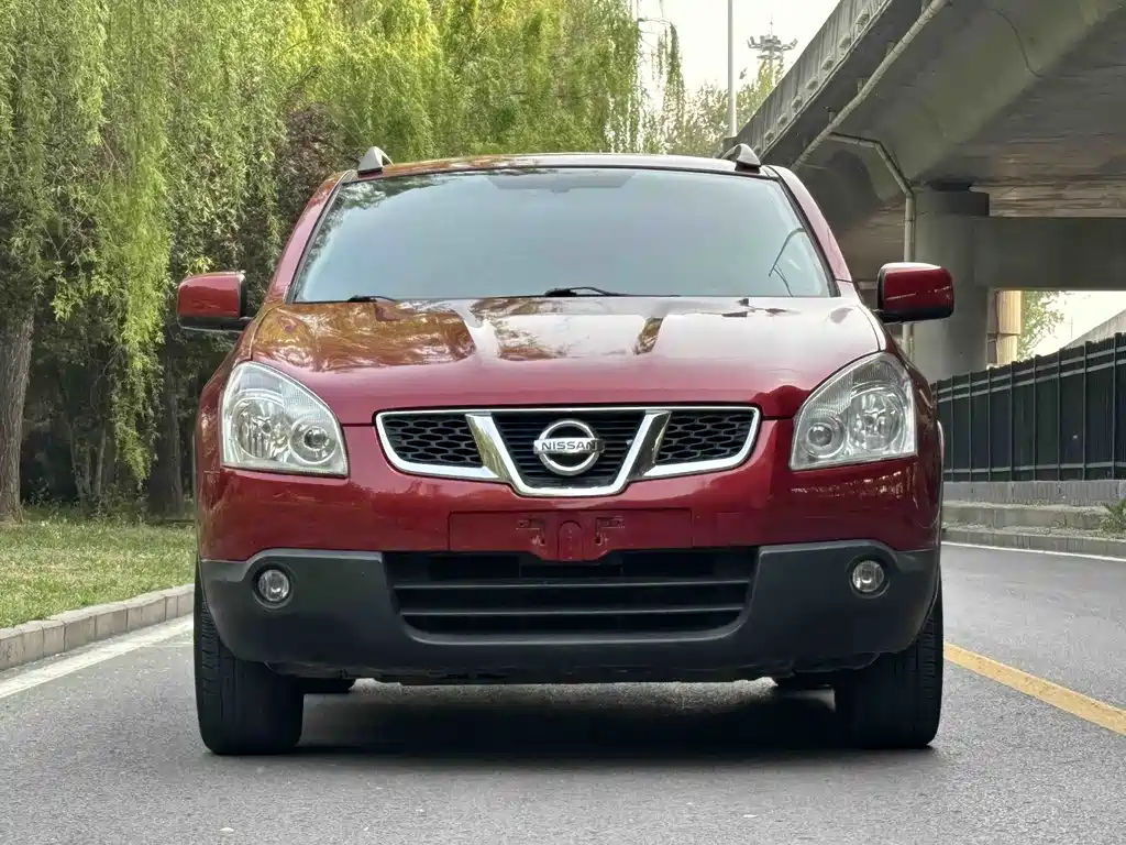 Nissan Qashqai 2011 — фото 2