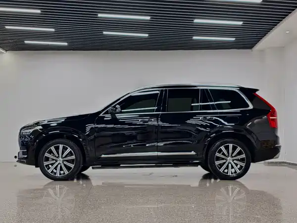 Volvo XC90 2021