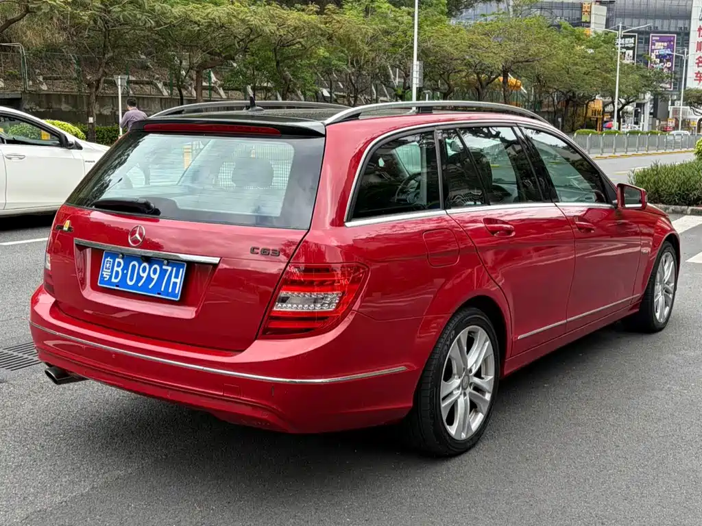 Mercedes-Benz C-Class 2012