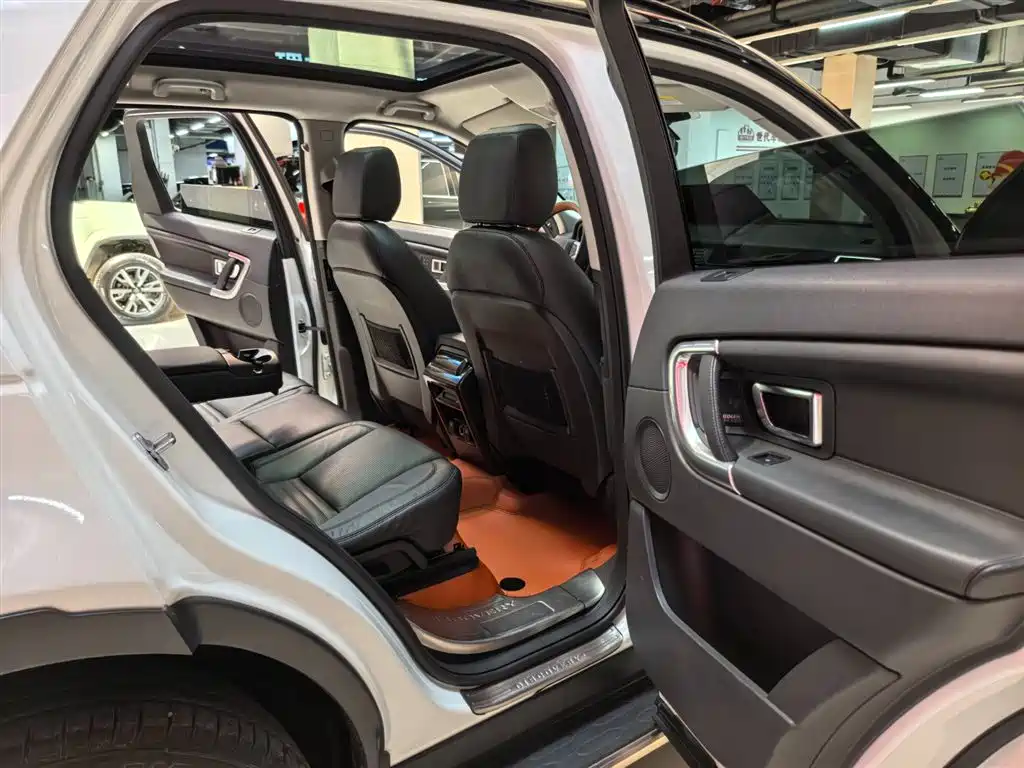 Land Rover Discovery Sport 2015 — фото 8