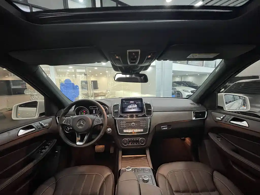 Mercedes-Benz GLE 2018 — фото 21