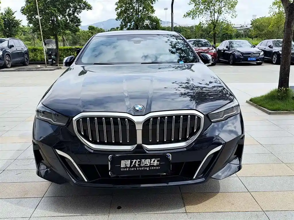 BMW 5 Series 2024