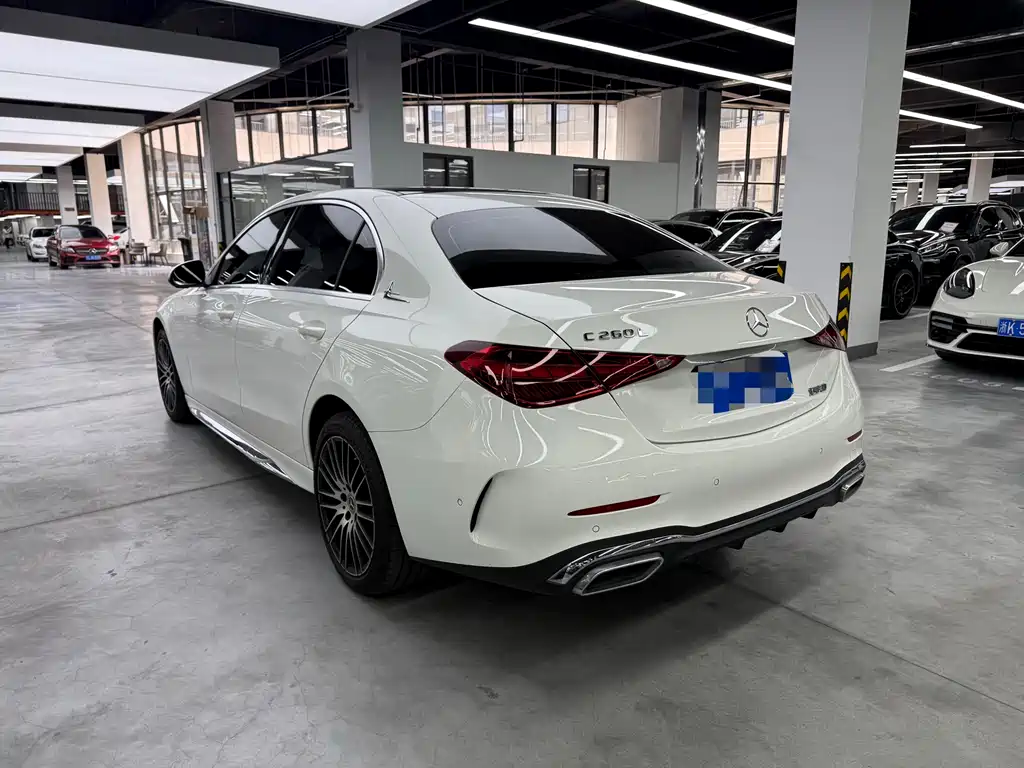 Mercedes-Benz C-Class 2023 — фото 13