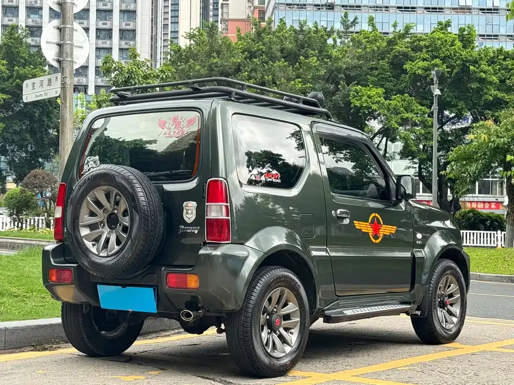 Suzuki Jimny 2018 — фото 14