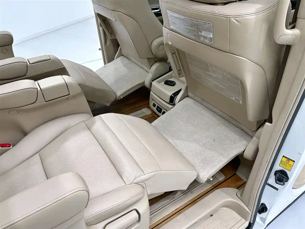 Toyota Alphard 2014 — фото 14