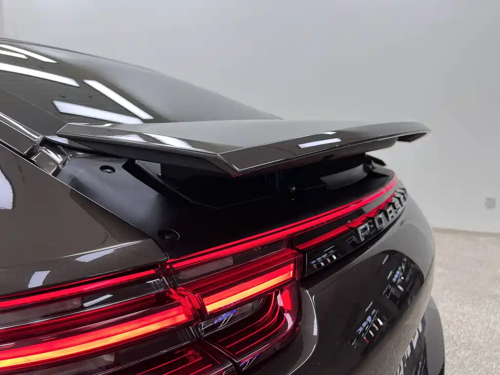 Porsche Panamera 2019 — фото 42