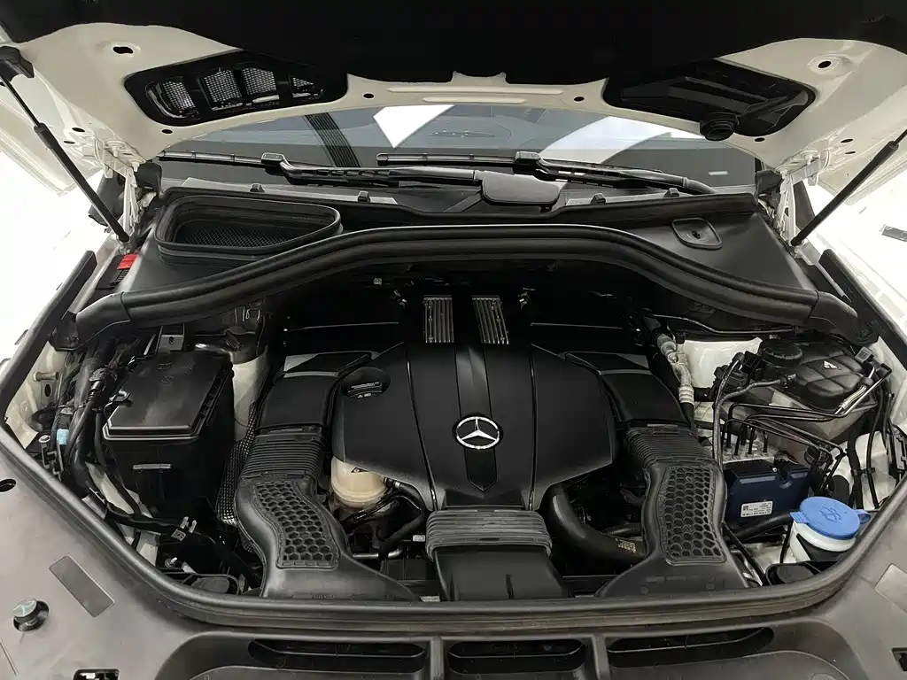 Mercedes-Benz GLE 2018 — фото 31