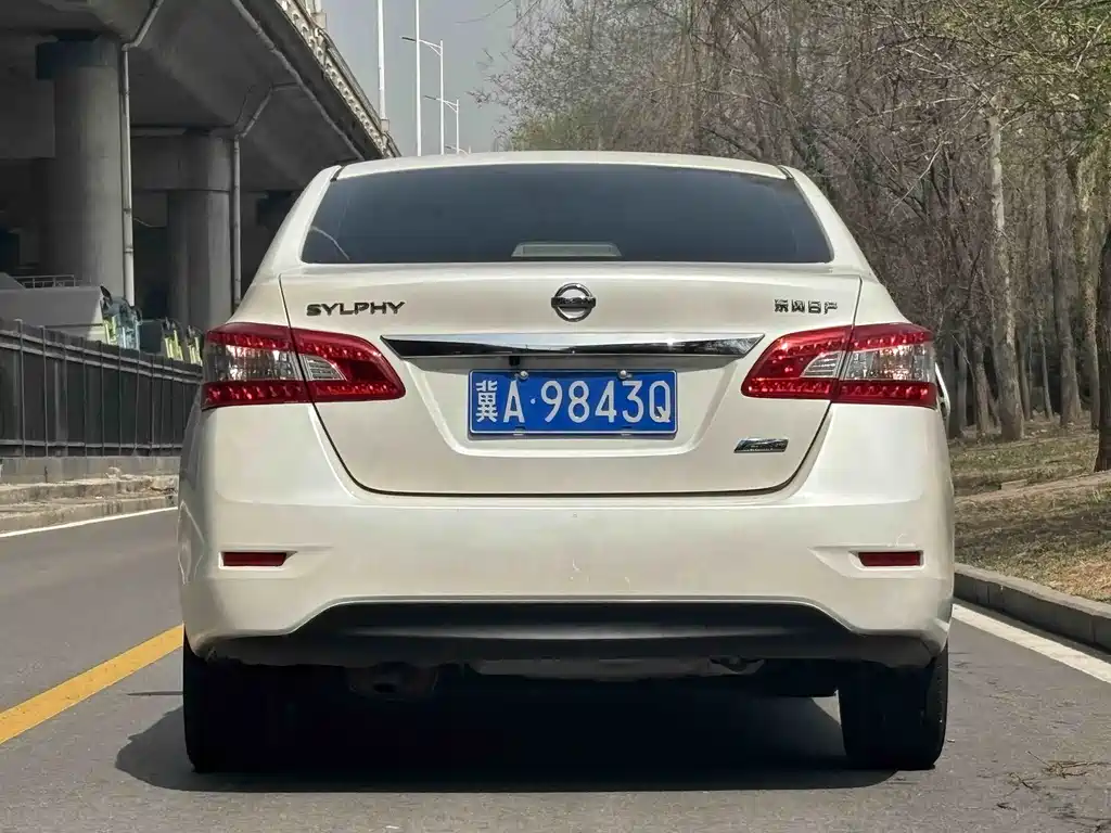 Nissan Sylphy 2013 — фото 5