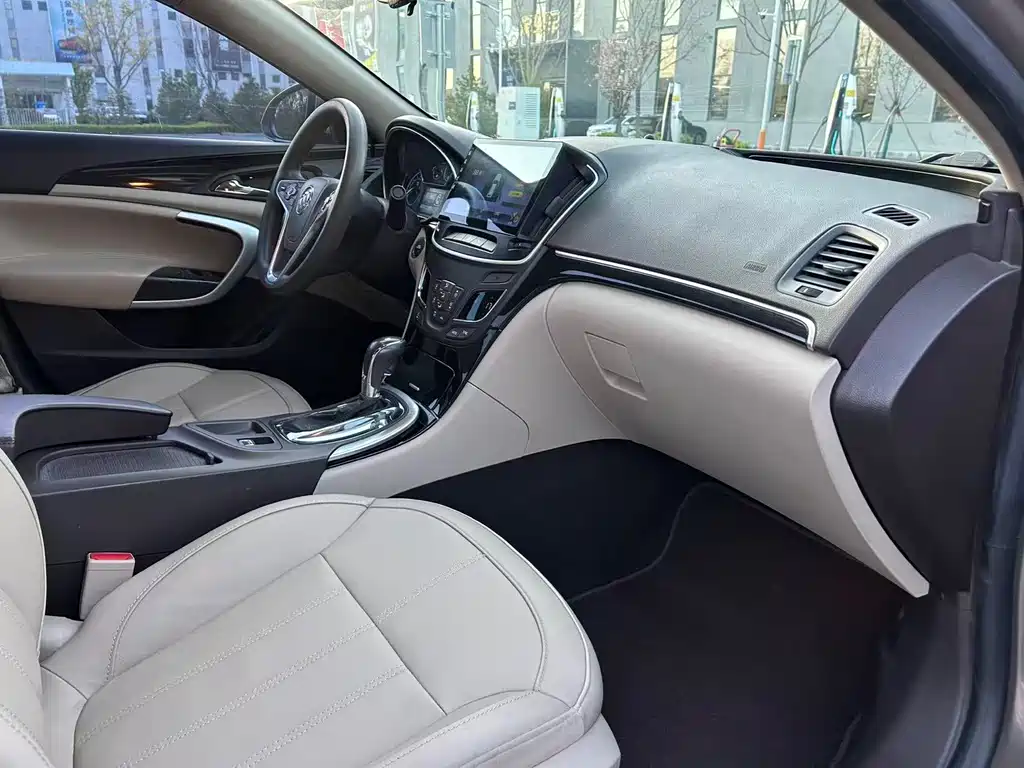 Buick Regal 2015 — фото 4