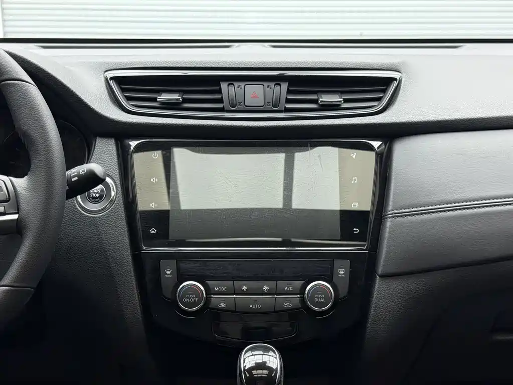 Nissan X-Trail 2023 — фото 17