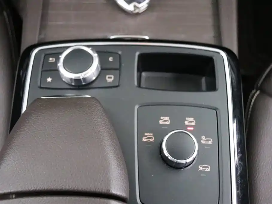 Mercedes-Benz GLE 2019 — фото 10