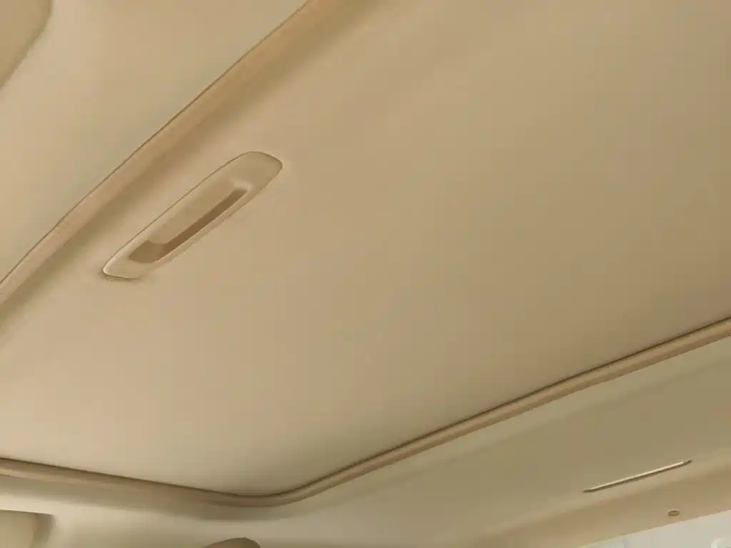 Toyota Corolla 2015 — фото 18