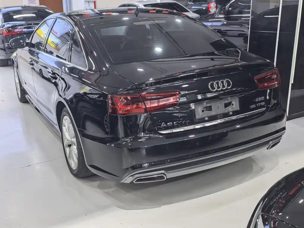 Audi A6L 2018 — фото 13