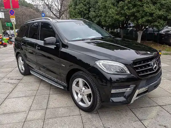 Mercedes-Benz M-Class 2013