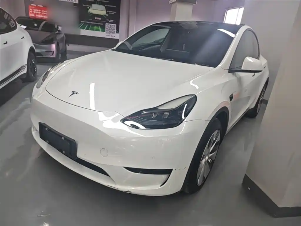 Tesla Model Y 2022 — фото 2