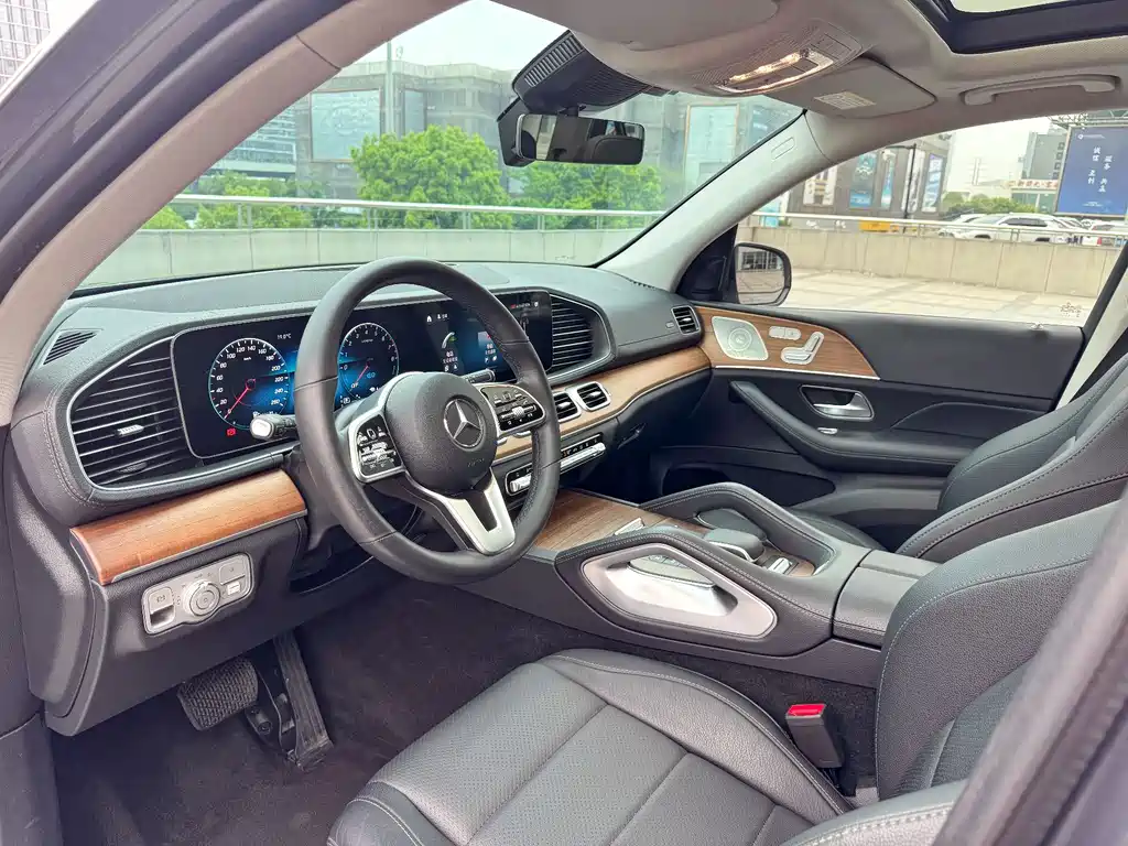 Mercedes-Benz GLE New Energy 2022 — фото 10