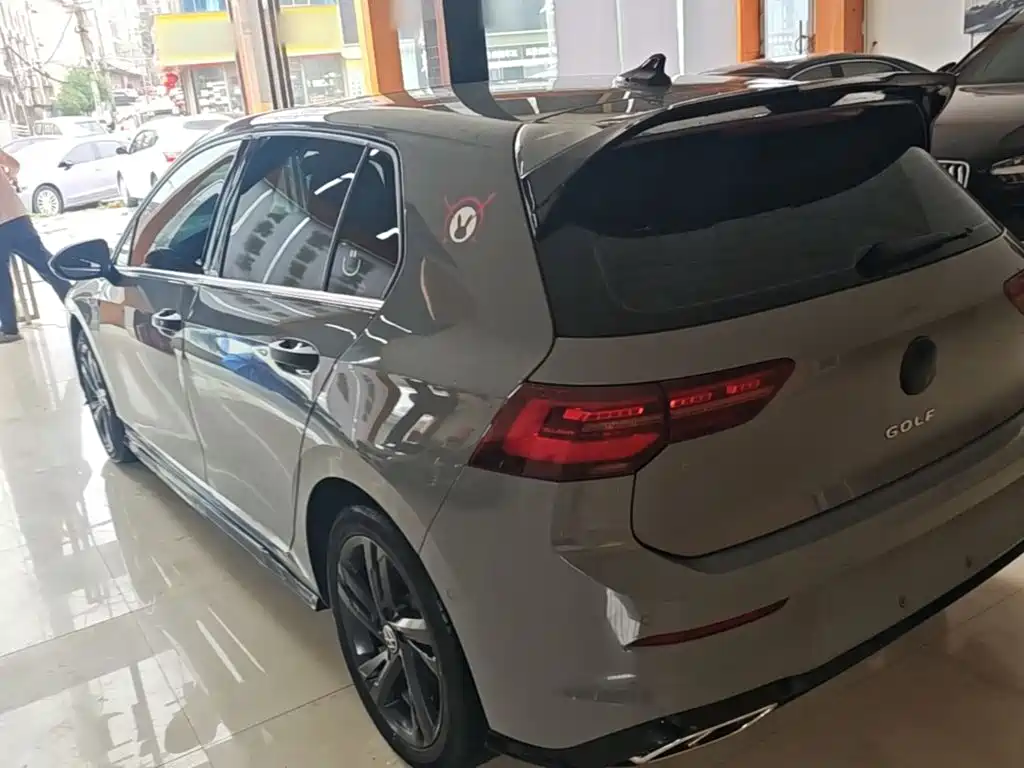 Volkswagen Golf 2022
