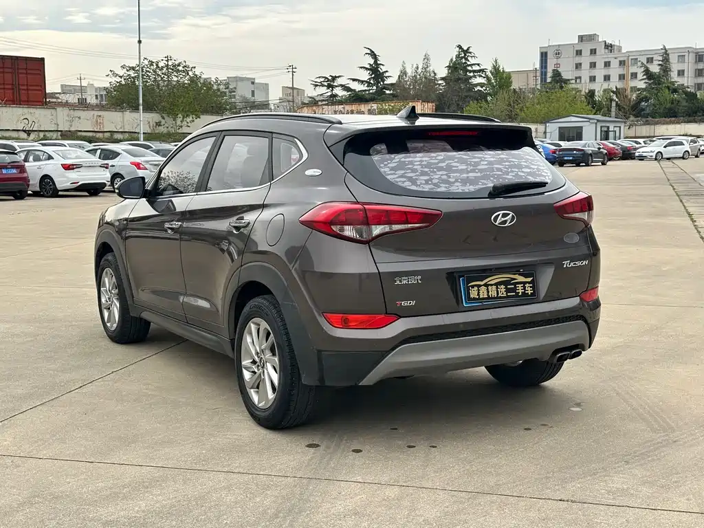 Hyundai Tucson 2018 — фото 11