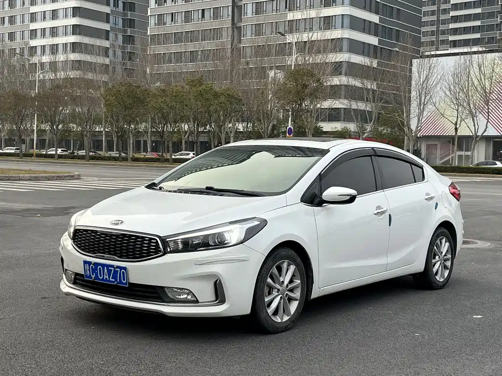 Kia K3 2017 — фото 1