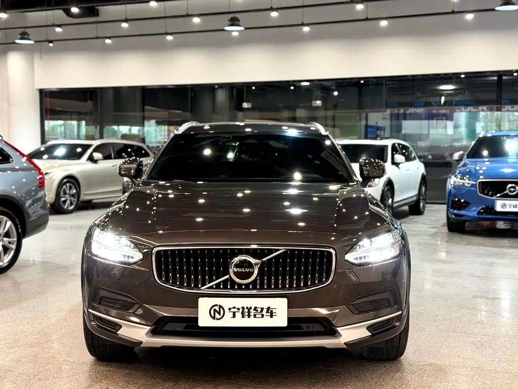 Volvo V90 2024 — фото 2