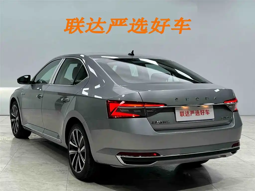 Skoda Superb 2024 — фото 24