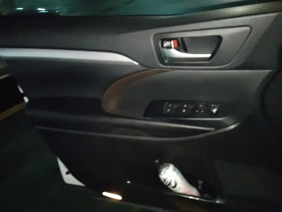 Toyota Highlander 2016