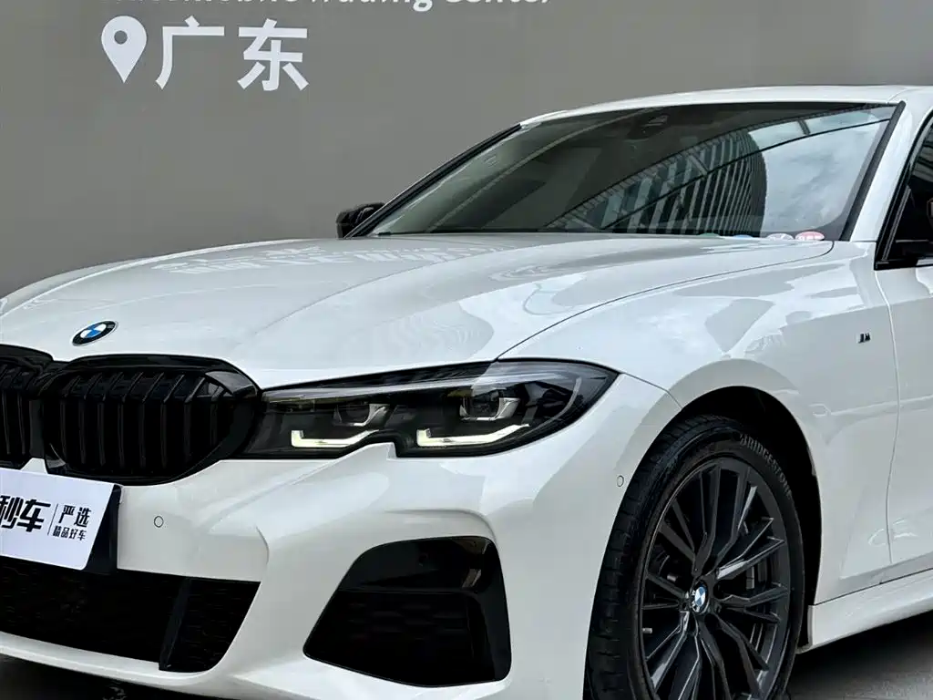 BMW 3 Series 2022 — фото 18