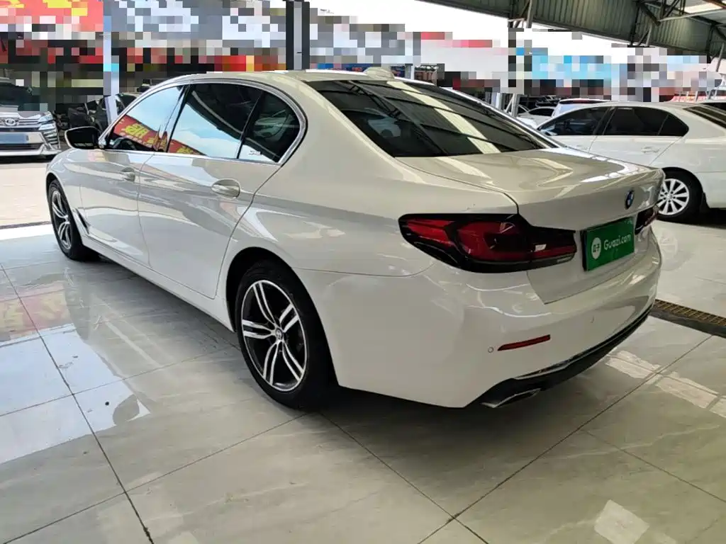 BMW 5 Series 2022