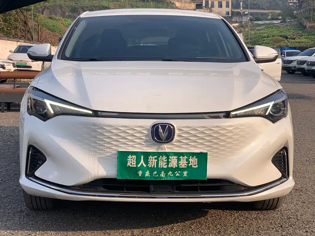 Changan Eado New Energy 2021 — фото 1