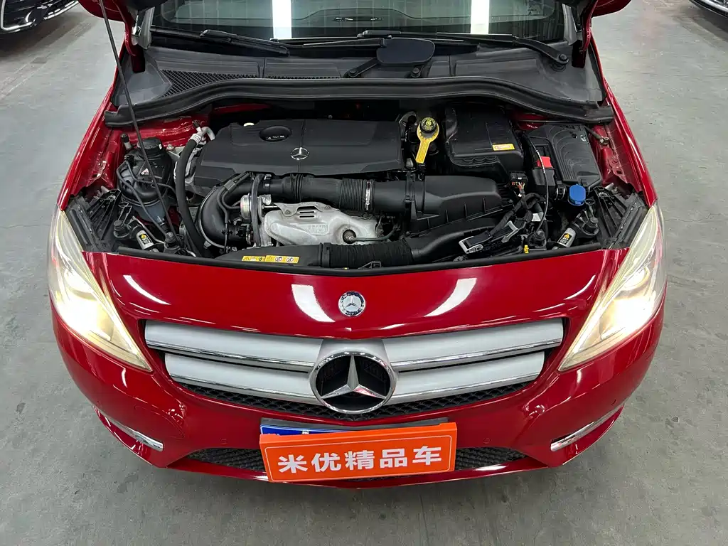 Mercedes-Benz B-Class 2015 — фото 18