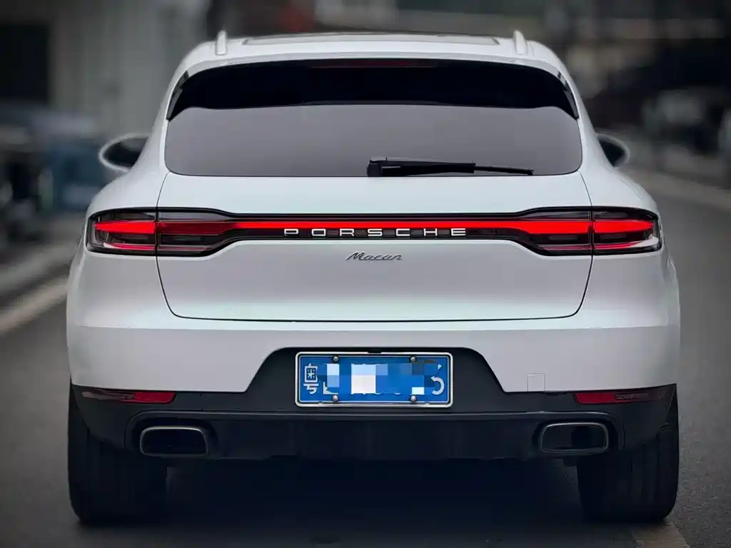 Porsche Macan 2021 — фото 8
