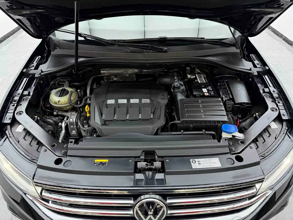 Volkswagen Tiguan L 2022 — фото 7